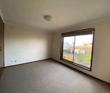 4/3 Stanley Street, Newtown - Photo 2