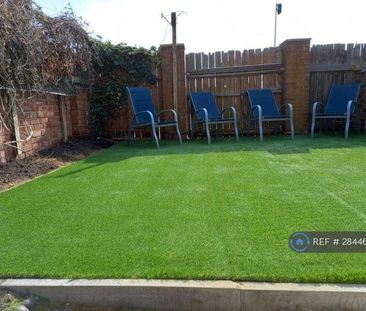 1 bedroom in a house share to rent - Photo 5