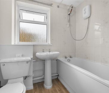 4 bedroom terraced house to rent - Photo 1