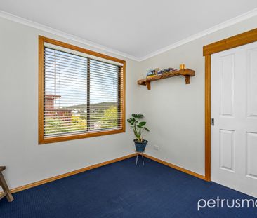Four Bedroom Family Home on Florelyn - Photo 2