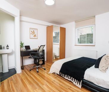 3 bedroom flat share to rent - Photo 6