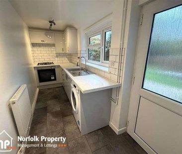 South Walsham, NR13 - Photo 3