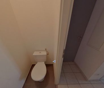 APPARTEMENT T3 A LOUER - Photo 2