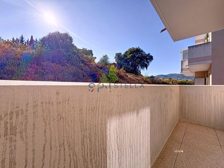 Location Appartement 2 pièces 40m² SARROLA CARCOPINO 20167 - Photo 4