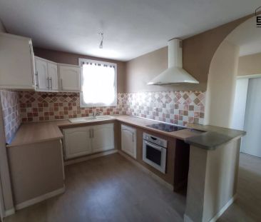 SALON DE PROVENCE - Appartement 3 pièces avec vue dégagée - Photo 3