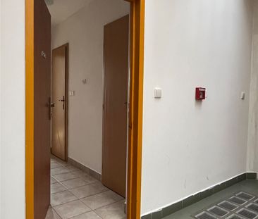 Pronájem bytu 1+kk a garsoniéry 27 m², Pražská 1430, Praha Hostivař - Photo 2