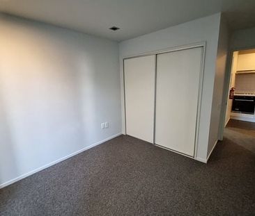 Great one bedroom apartment in the city - Photo 3