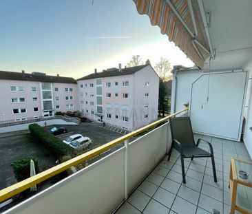 3 Zimmer Wohnung am Kurpark, 2.OG mit Süd-Balkon, Einbauküche, kein... - Photo 1