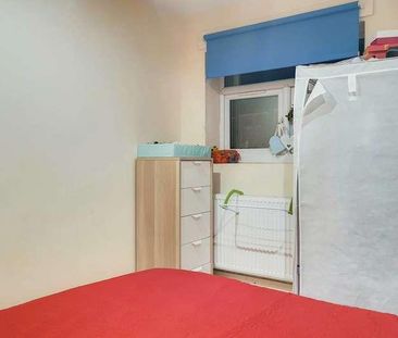 Stanley Road, South Harrow, HA2 - Photo 4