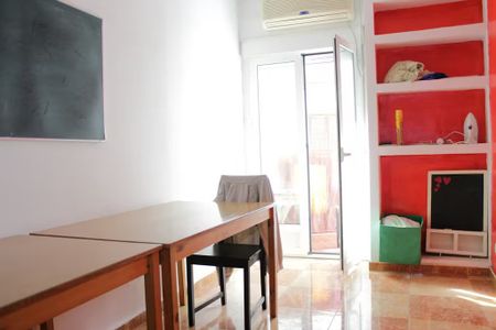 Calle Sol, Sevilla, Andalusia 41003 - Photo 4