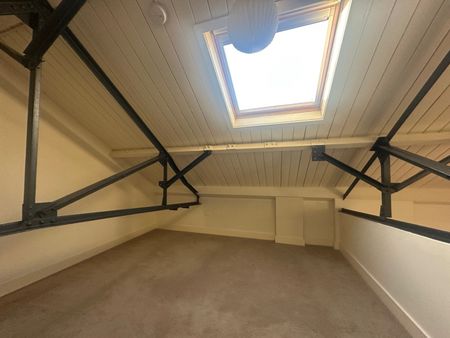 Tramshed, Pendyris Street - Photo 3