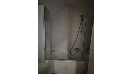 Een centraal gelegen appartement met terras - Photo 3