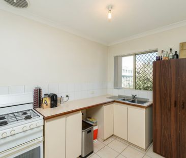 9B Carnarvon St., East Victoria Park, WA 6101 - Photo 5