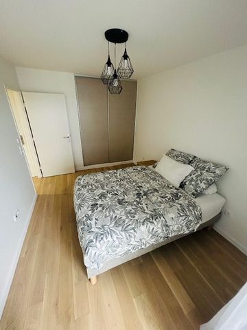 Location Appartement 2 pièces Meublé 45m² ST MAUR DES FOSSES 94100 - Photo 2