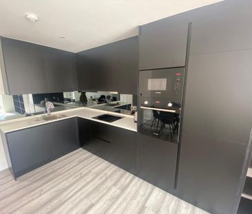 1 bedroom flat to rent - Photo 6