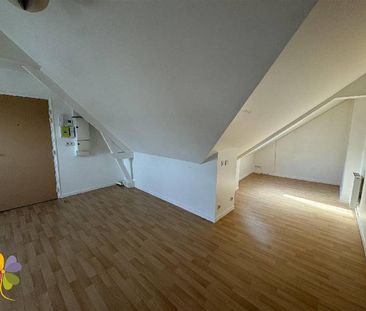 Location Appartement 1 pièce 26m² VALOGNES 50700 - Photo 2
