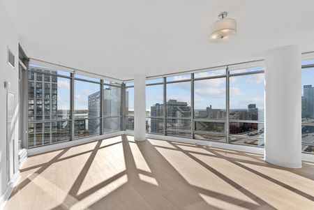 For Lease - 5 Mariner Terrace Unit# 1703, Toronto, Ontario - Photo 2