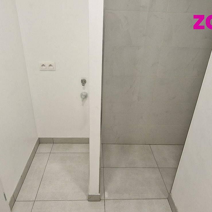 Pronájem bytu 1+1 35 m² - Photo 1