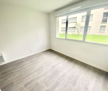 Location Appartement 1 pièce 19m² AUZEVILLE TOLOSANE 31320 - Photo 2