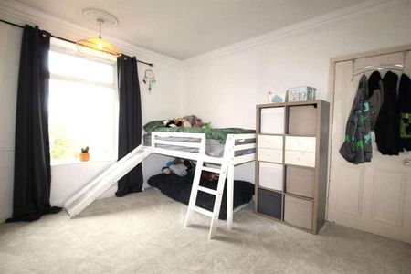 High Street, Ecclesfield, Sheffield, S35 - Photo 5