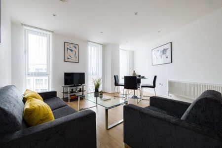 2 Bed Flat, Britannia Walk, N1 - Photo 2