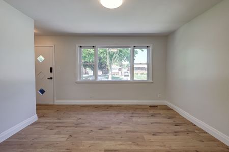 For Lease - 1805 Whitehall Drive, London East, Ontario - Photo 4