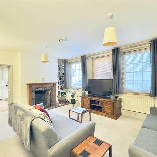 London End, Beaconsfield, Buckinghamshire, HP9 - Photo 1