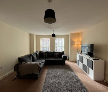 2 bedroom flat to rent - Photo 4