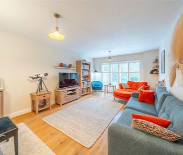 5 bedroom detached house to rent - Photo 4