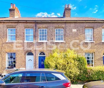 3 bedroom terraced house to rent - Photo 5