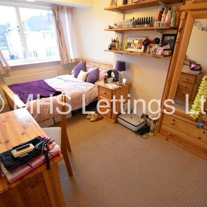 38 Newport View, Leeds, LS6 3BX - Photo 1