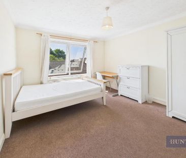 4 bedroom terraced house to rent - Photo 5