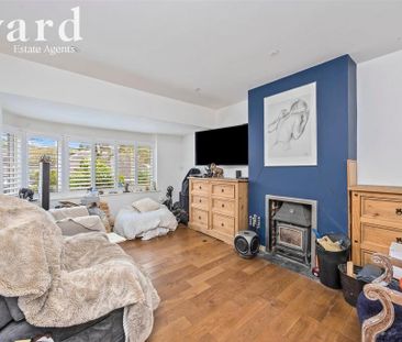 4 bedroom semi-detached bungalow to rent - Photo 1