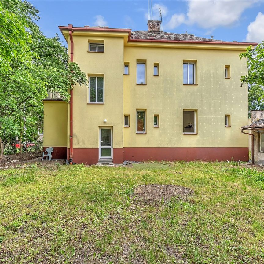 Pronájem bytu 2+1 75 m² - Фото 1