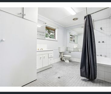 260 McIver Avenue, West Hoxton, NSW 2171 - Photo 5