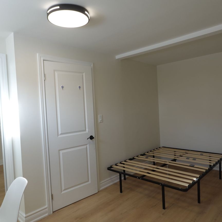 For Lease - 17 Darnborough Way Unit# BSMT, Toronto, Ontario - Photo 1