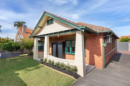 10 Hillcrest Avenue, - Photo 3