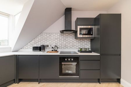 Chelmsford Grove - Photo 3