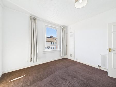 3 bedroom apartment to rent - Photo 4