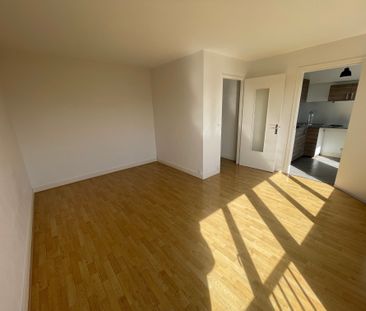 Location Appartement 1 pièce 28m² ST MAUR DES FOSSES 94210 - Photo 5