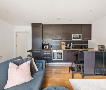 2 bedroom flat to rent - Photo 6