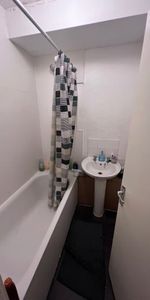 Room in a Shared Flat, Hindley House, N7 - Photo 4