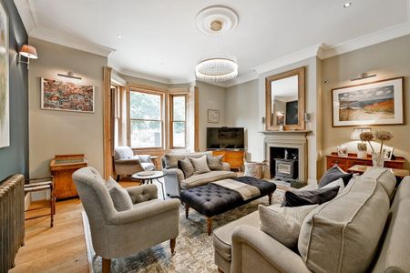 5 bedroom semi-detached house to rent - Photo 5