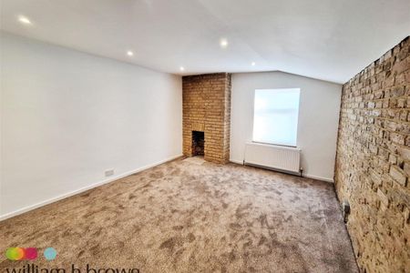 London Road - Photo 3