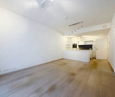 Appartement te huur - foto 4