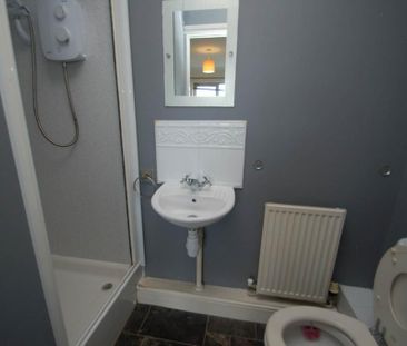 3 bedroom detached house to rent - Photo 3