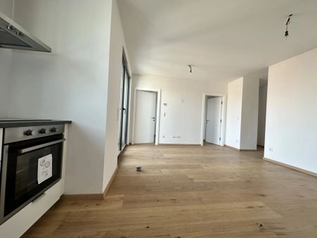ZWEITBEZUG: 3-Zimmer-Wohnung mit Loggia in der Varnhagengasse - Foto 4