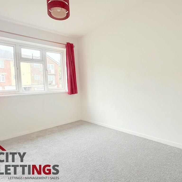 2 bedroom maisonette to rent - Photo 1