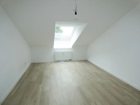 Dachgeschossliebhaber aufgepasst! Geräumige Maisonette-Wohnung im Wohnpark Schlebusch - Foto 4