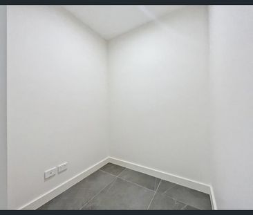 Modern 1-Bedroom Apartment with Study | Prime Macquarie Park Location - Photo 6